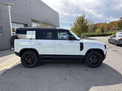 2026 Land Rover Defender S