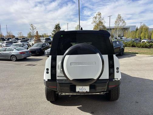 2026 Land Rover Defender S