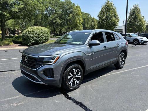 2025 Volkswagen Atlas Cross Sport 2.0T SE
