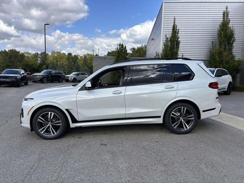2026 BMW X7 xDrive40i