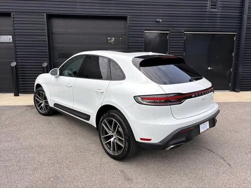 2024 Porsche Macan T