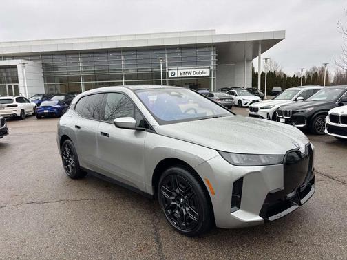 2026 BMW iX xDrive45