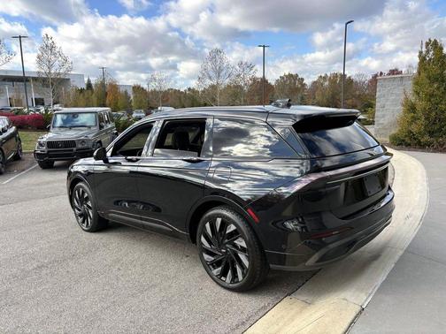 2024 Lincoln Nautilus Reserve