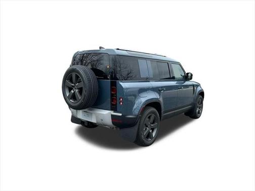 2025 Land Rover Defender 110 P300