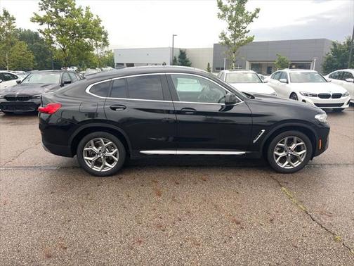 2024 BMW X4 xDrive30i