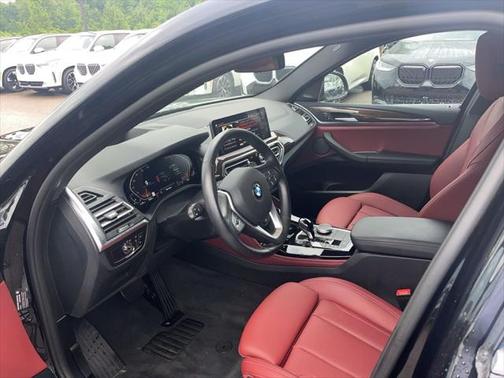 2024 BMW X4 xDrive30i