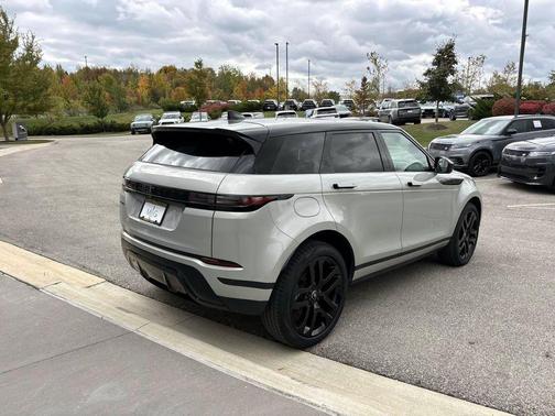 2025 Land Rover Range Rover Evoque Core S