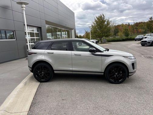 2025 Land Rover Range Rover Evoque Core S