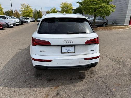 2025 Audi Q5 45 S line Premium