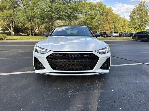 2025 Audi RS 7 4.0T Performance