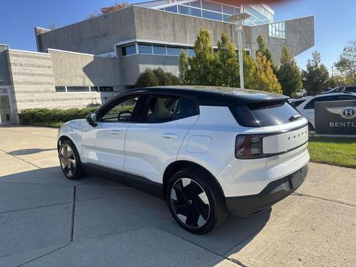 2025 Volvo EX30 Twin Motor Plus