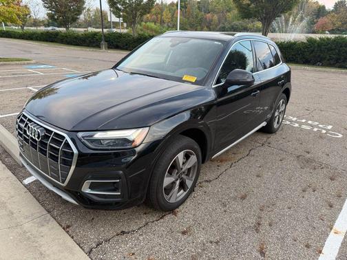 2023 Audi Q5 40 Premium