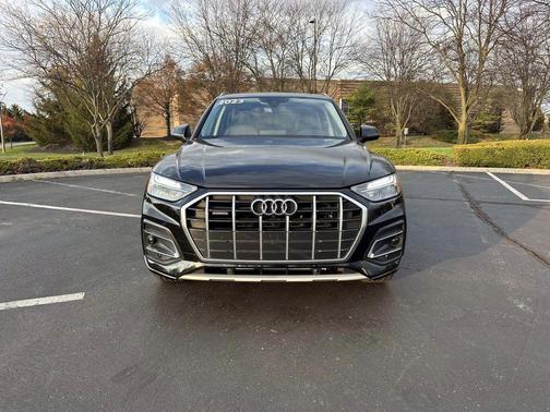2023 Audi Q5 40 Premium