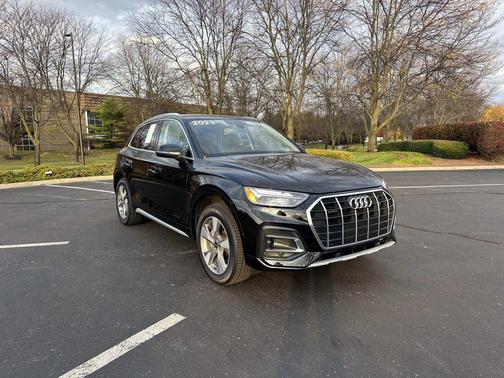 2023 Audi Q5 40 Premium