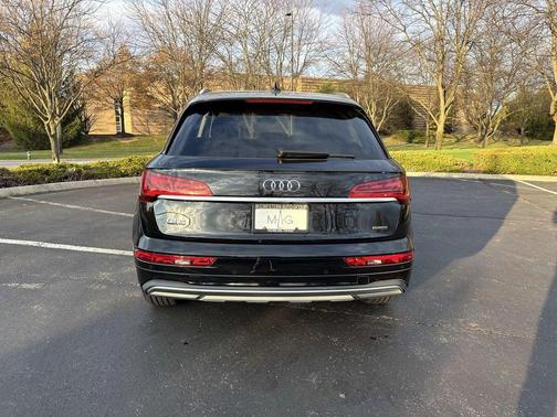 2023 Audi Q5 40 Premium