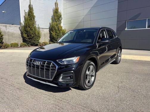 2023 Audi Q5 40 Premium