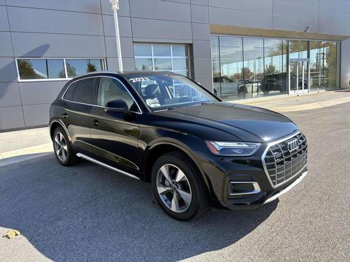 2023 Audi Q5 40 Premium