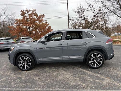 2026 Volkswagen Atlas Cross Sport 2.0T SEL Premium