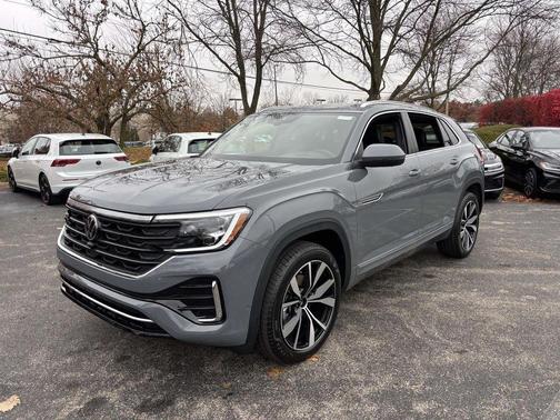 2026 Volkswagen Atlas Cross Sport 2.0T SEL Premium