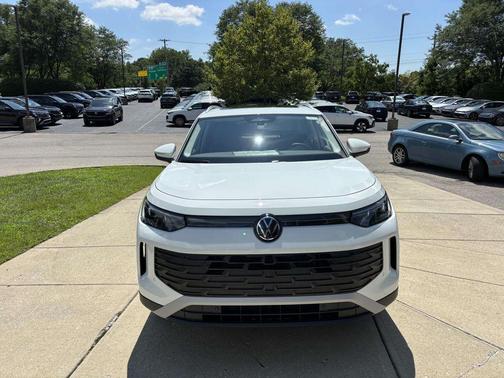 2025 Volkswagen Tiguan 2.0T SE 4MOTION