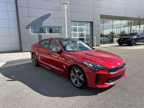 2019 Kia Stinger GT1