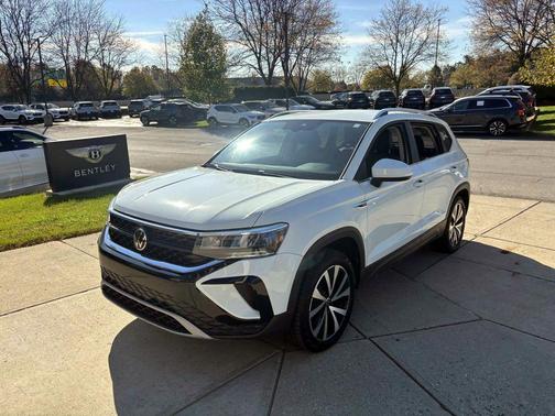 2023 Volkswagen Taos 1.5T SE