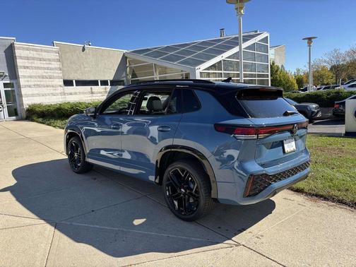 2026 Volkswagen Tiguan 2.0T SE R-Line Black 4MOTION