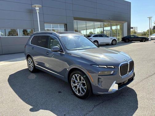 2023 BMW X7 xDrive40i