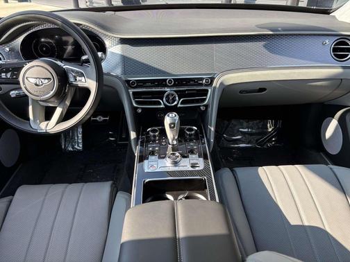 2026 Bentley Flying Spur Base