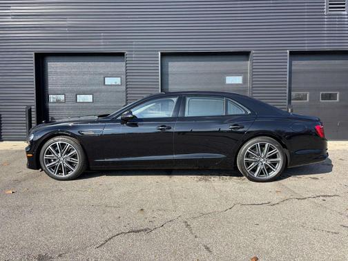 2026 Bentley Flying Spur Base