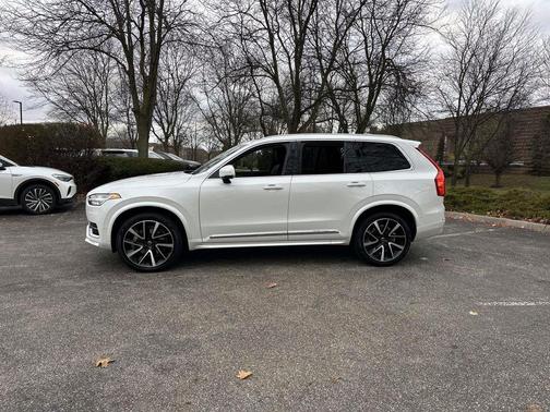 2023 Volvo XC90 B6 Plus 6-Seater