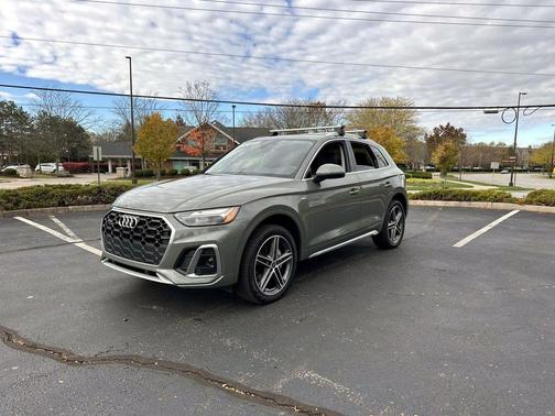 2024 Audi Q5 e 55 S line Premium Plus