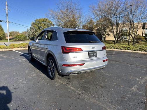2025 Audi Q5 45 S line Premium Plus