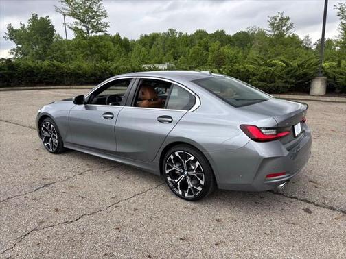 2025 BMW 330 i xDrive