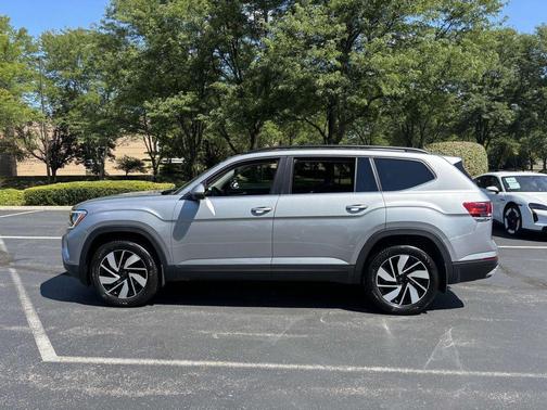 2026 Volkswagen Atlas 2.0T SE w/Technology 4MOTION