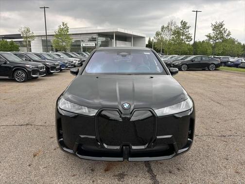 2026 BMW iX xDrive60