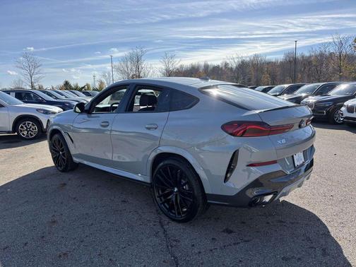2026 BMW X6 xDrive40i