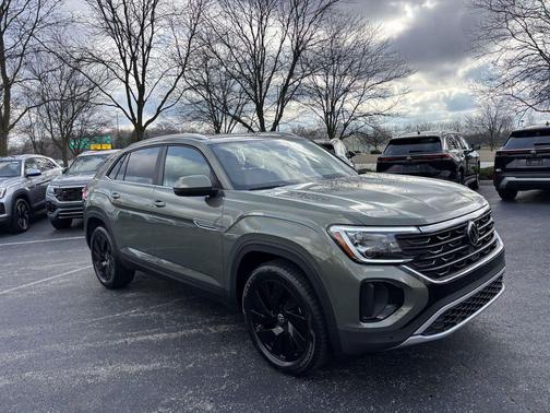 2026 Volkswagen Atlas Cross Sport 2.0T SE w/Technology 4MOTION