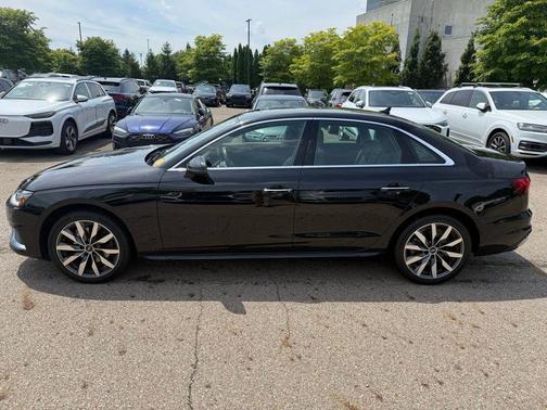 2022 Audi A4 40 Premium