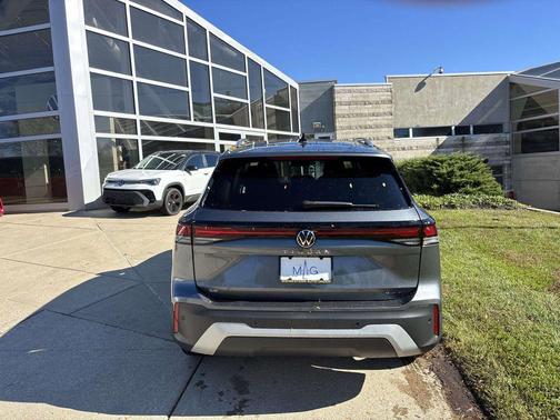 2025 Volkswagen Tiguan 2.0T SE 4MOTION