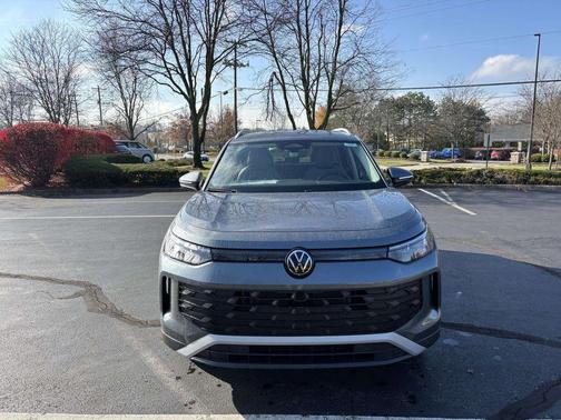 2026 Volkswagen Tiguan 2.0T SE 4MOTION