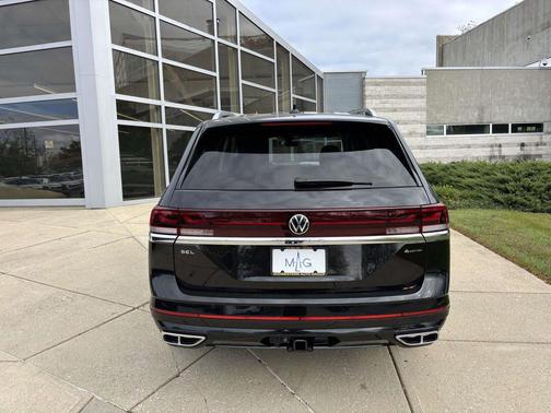 2026 Volkswagen Atlas 2.0T SEL Premium R-Line 4MOTION