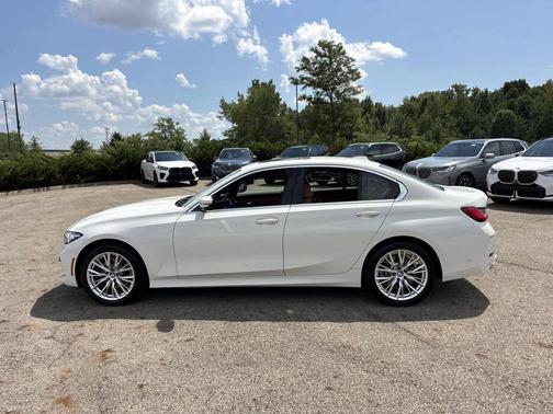 2024 BMW 330 i xDrive