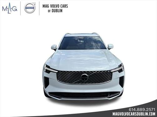 2025 Volvo XC90 B5 Plus 7-Seater