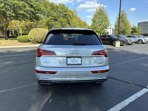 2022 Audi Q5 45 S line Premium Plus
