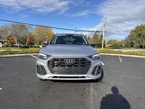 2022 Audi Q5 45 S line Premium Plus