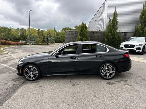 2024 BMW 330 i xDrive