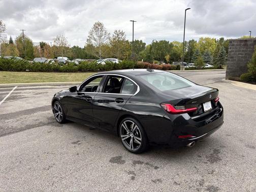 2024 BMW 330 i xDrive
