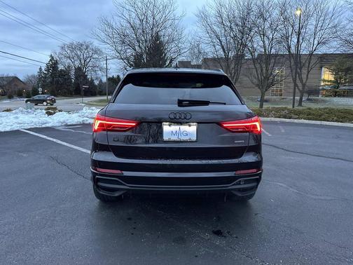 2025 Audi Q3 45 S line Premium Plus