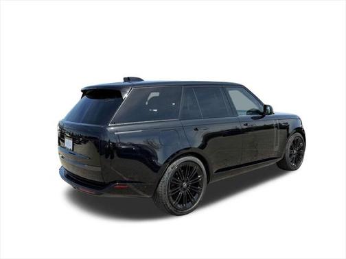 2025 Land Rover Range Rover P530 SE